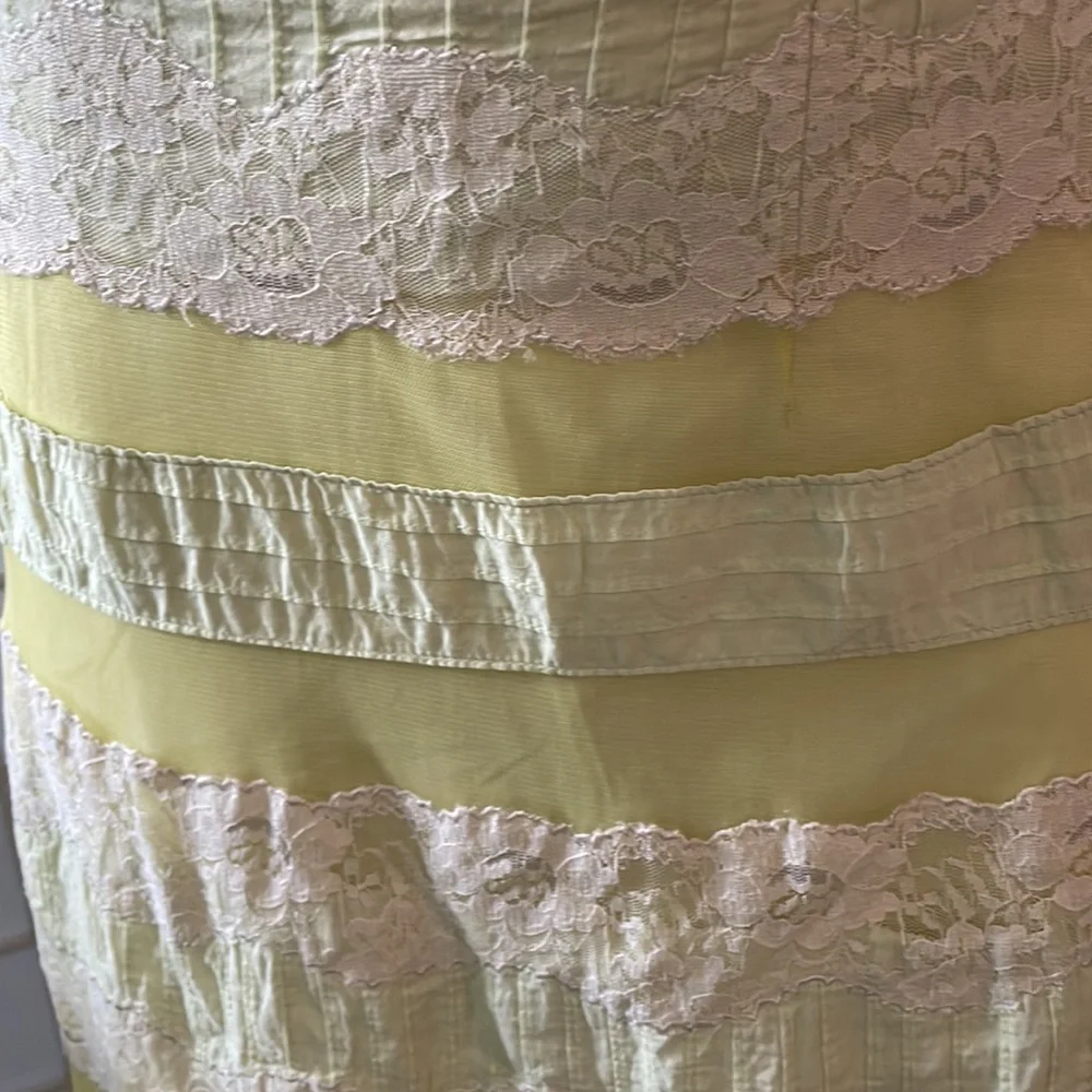 Mint & Lace Cotton Skirt Sz M
